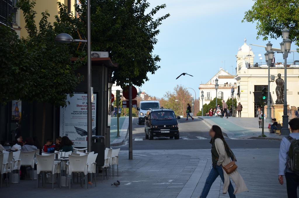 Apartamento San Jacinto Sevilla Eksteriør billede
