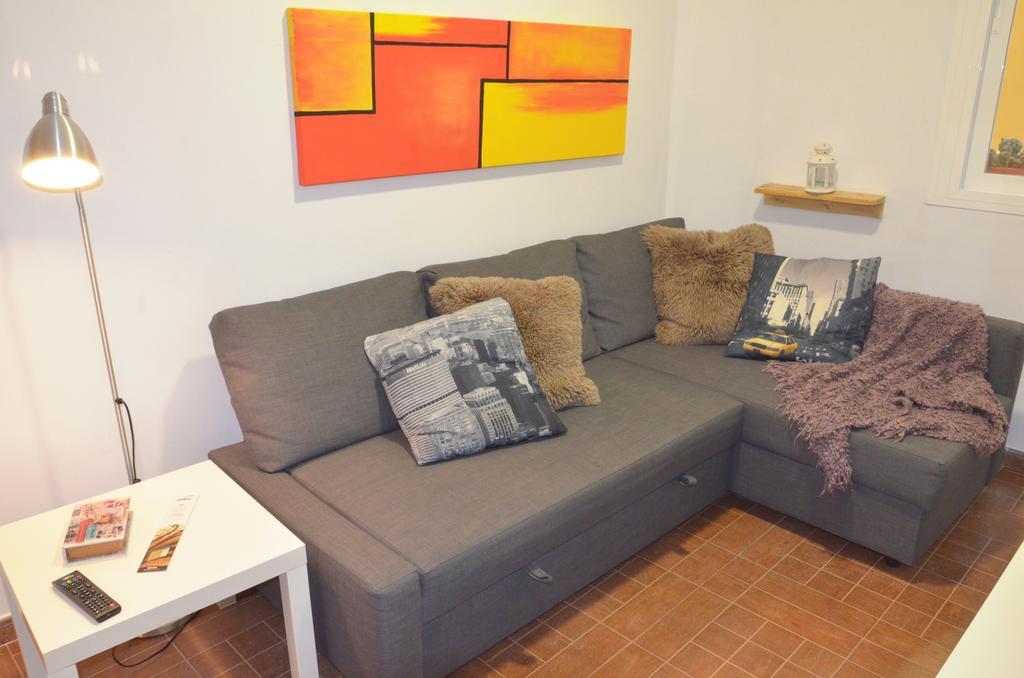 Apartamento San Jacinto Sevilla Eksteriør billede