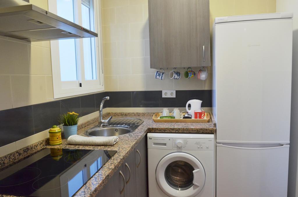 Apartamento San Jacinto Sevilla Eksteriør billede