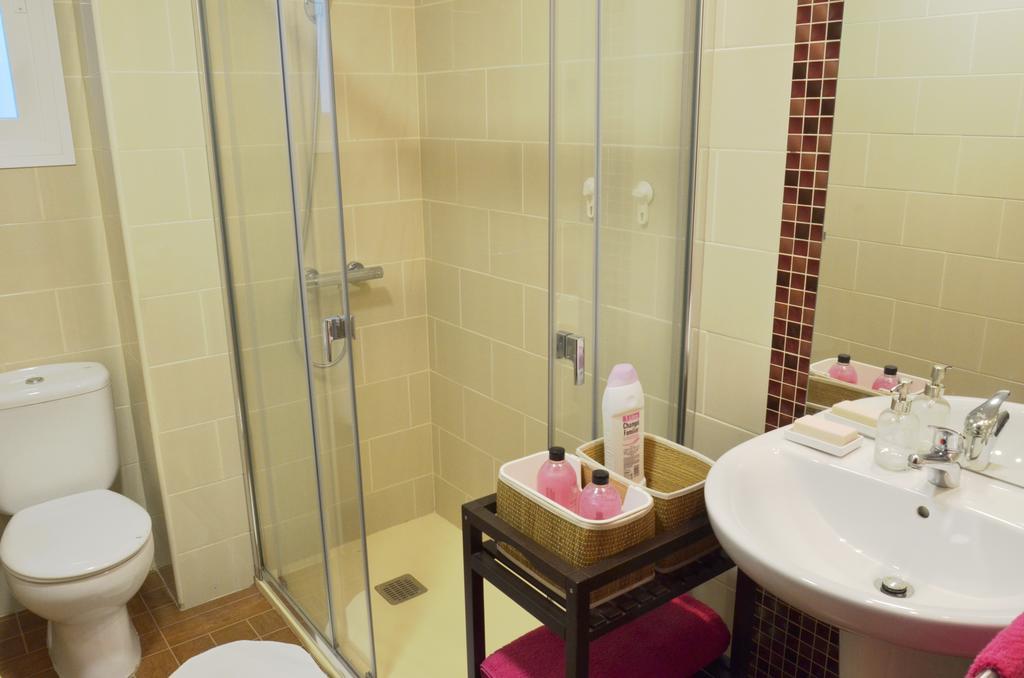 Apartamento San Jacinto Sevilla Eksteriør billede